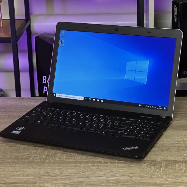 Ноутбук Lenovo ThinkPad Edge E531 15.6" Core i7-3632QM 8 RAM 256 SSD Intel HD Graphics 4000 БВ