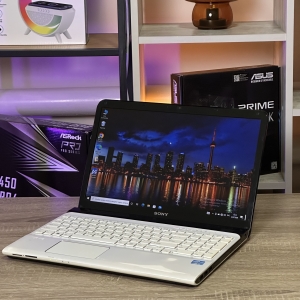 Ноутбук Sony VAIO SVE151J11V 15.6" HD Core i3-3110M 8 RAM 500 HDD Intel HD Graphics 4000 БВ