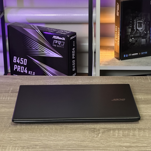 Ноутбук Acer Aspire E5-575 15.6" Core i3-6100U 6 RAM 240 SSD Intel HD Graphics 520 БВ