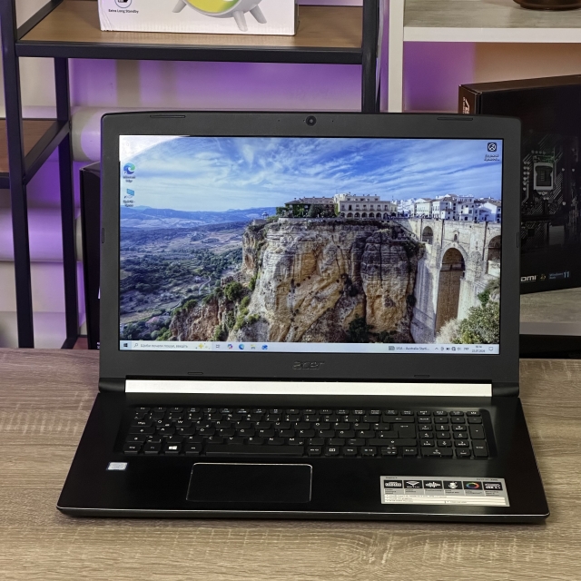 Ноутбук Acer Aspire 3 A317-51 17.3" HD+ Intel Core i3-7020U 8 RAM 240 SSD Intel HD Graphics 620 БВ