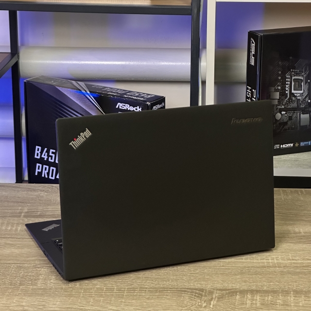 Ноутбук Lenovo ThinkPad X1 Carbon Gen 3 14" FHD IPS Intel Core i7-4600U 8 RAM 256 SSD Intel HD БВ
