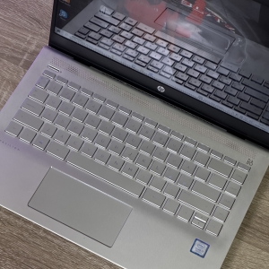 Ноутбук HP Pavilion 14-bf085no 14" FHD Core i3-7100U 8 RAM 240 SSD Intel HD Graphics 620 БВ