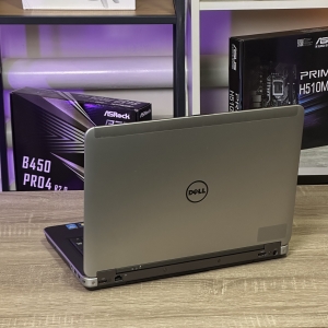 Ноутбук Dell Latitude E6440 14" HD Intel Core i5-4200M 8 RAM 120 SSD AMD Radeon R5 M330 2 ГБ БВ