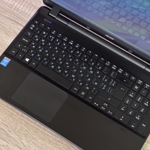 Ноутбук Acer Aspire E5-571 15.6" HD TN Core i5-4210U 6 RAM 120 SSD Intel HD Graphics 4400 БВ