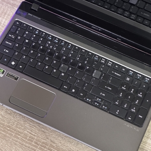 Ноутбук Acer Aspire 5750G 15.6 Intel i3-2330M 4 RAM 500 HDD NVIDIA GT 540M 1 ГБ БВ