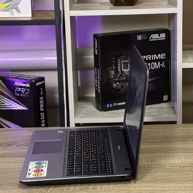 Ноутбук ASUS R541U 15.6" Core i5-6198DU 8 RAM 256 SSD Intel HD Graphics 510 БВ