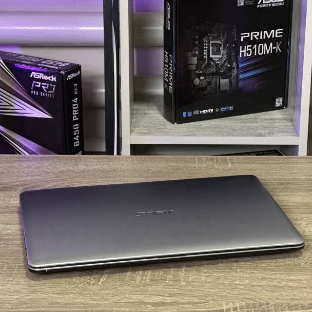 Ноутбук ASUS R541U 15.6" Core i5-6198DU 8 RAM 256 SSD Intel HD Graphics 510 БВ