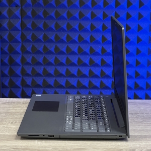 Ноутбук Lenovo V130-15IKB 15.6 FHD Intel i3-7020U 8 RAM 256 SSD Intel HD Graphics 620 БВ
