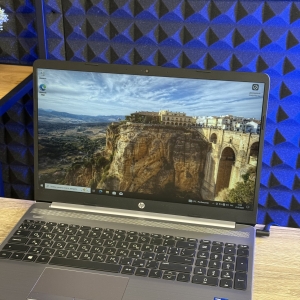 Ноутбук HP 250 G8 15.6" FHD Core i5-1035G1 8 RAM 256 SSD Intel UHD Graphics БВ