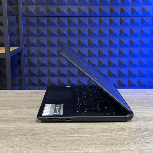 Ноутбук Acer ES1-572 15.6" Intel i3-5005U 8 RAM 120 SSD Intel HD Graphics 5500 БВ