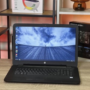 Ноутбук HP 17-X173DX 17.3 HD+ Intel Core i7-7500U 8 RAM 240 SSD Intel HD Graphics 620 БВ
