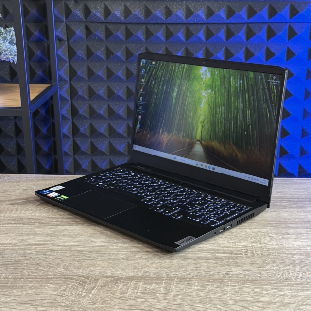 Ноутбук Lenovo Gaming 3 15IHU6 15.6 FHD IPS 120Hz Intel i5-11320H 16 RAM 512 SSD NVIDIA GeForce RTX 3050 4 ГБ БВ
