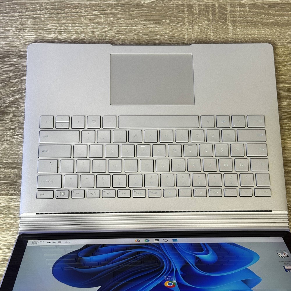 Ноутбук Microsoft Surface Book 13.5 3K IPS Touch Intel Core i7-6600U 8 RAM 256 SSD Intel HD Graphics 520 БВ