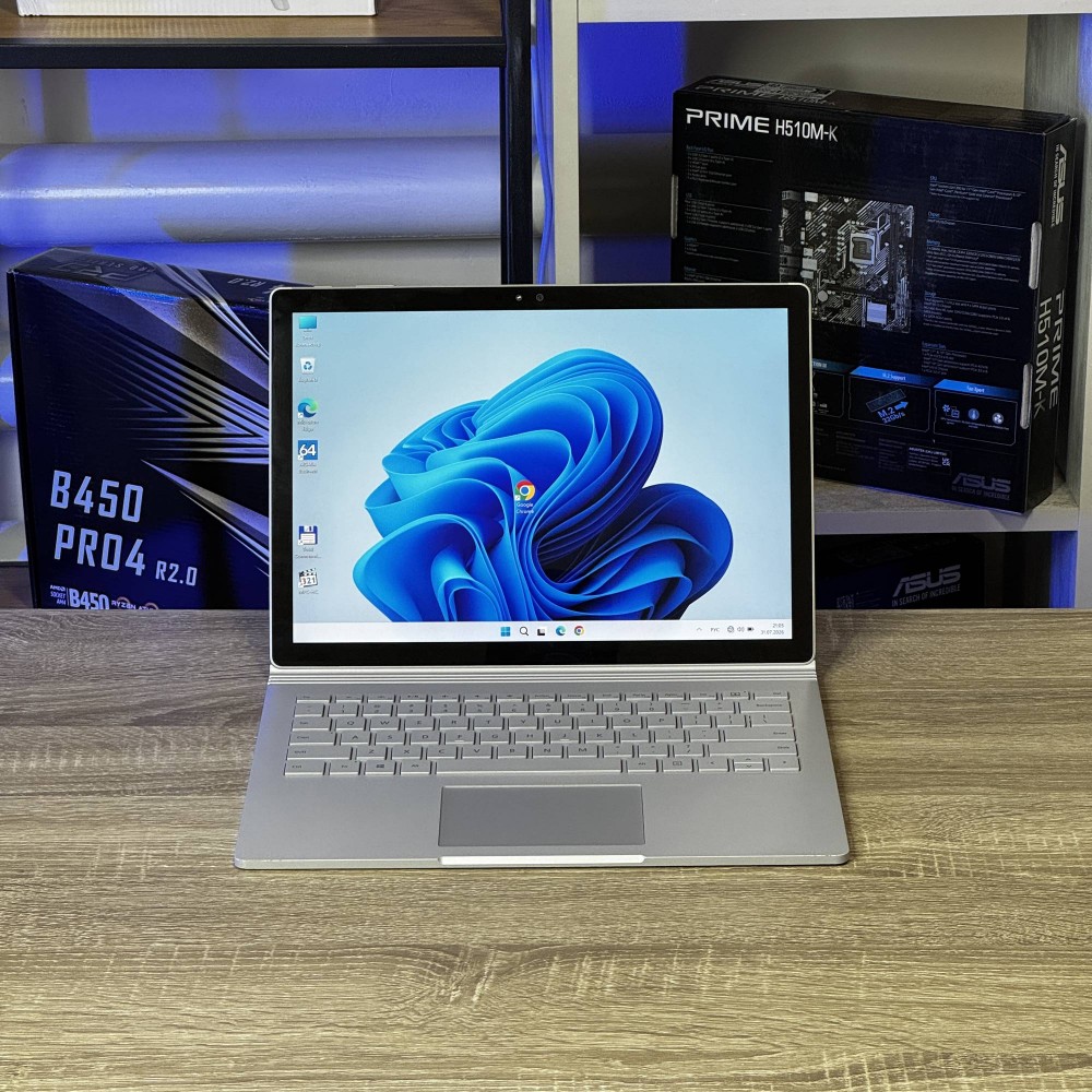 Ноутбук Microsoft Surface Book 13.5 3K IPS Touch Intel Core i7-6600U 8 RAM 256 SSD Intel HD Graphics 520 БВ
