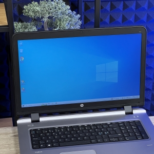Ноутбук HP ProBook 470 G3 17.3" HD+ Intel i5-6200U 8 RAM 240 SSD AMD Radeon R7 M340 2 ГБ БВ
