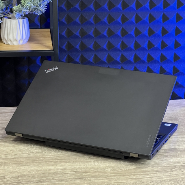 Ноутбук Lenovo ThinkPad T560 15.6" FHD IPS Intel i5-6300U 8 RAM 256 SSD Intel HD Graphics 520 БВ